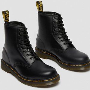 dr martens 1460 smooth